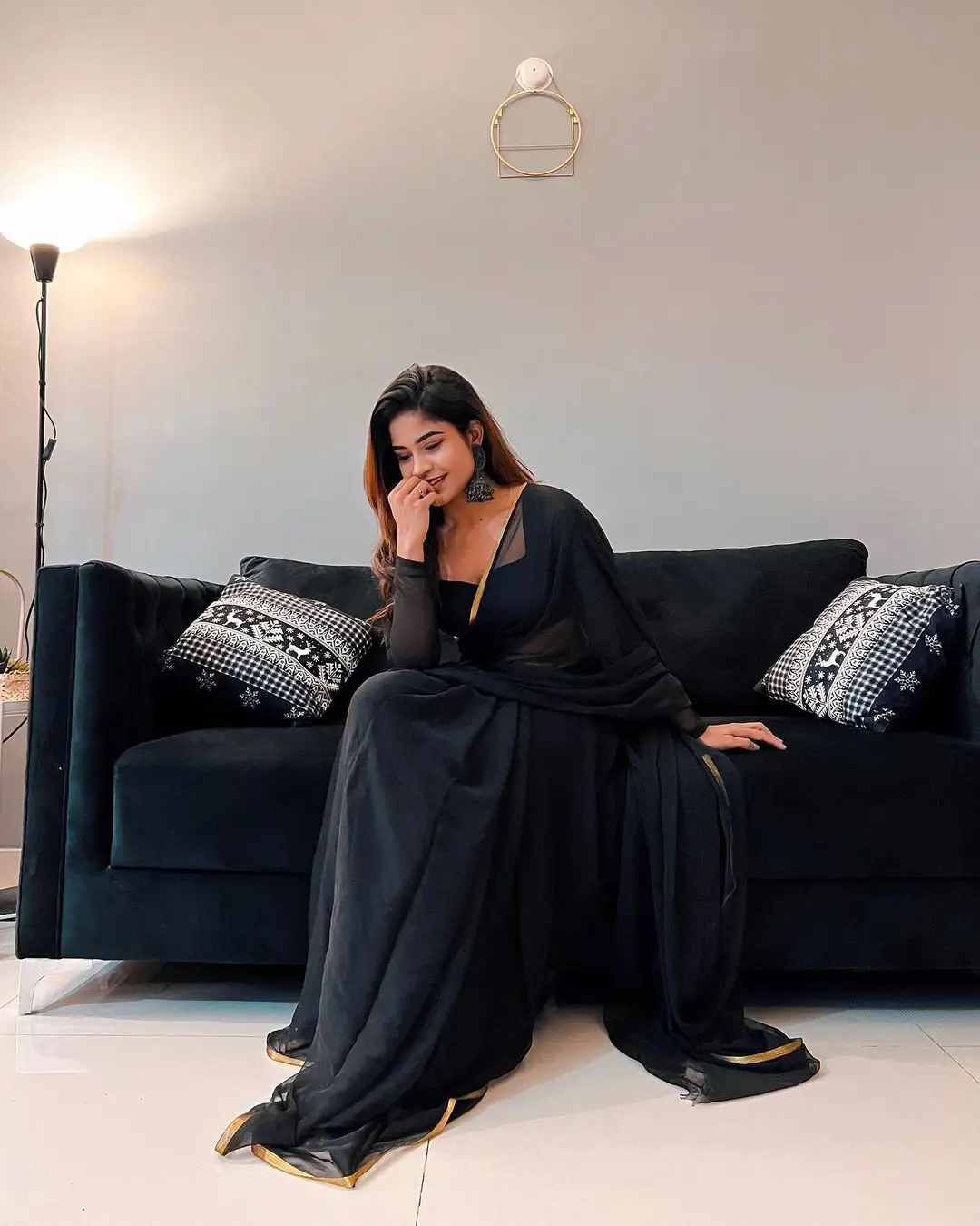 Youtuber Swetha Naidu special photoshoot in Black Saree