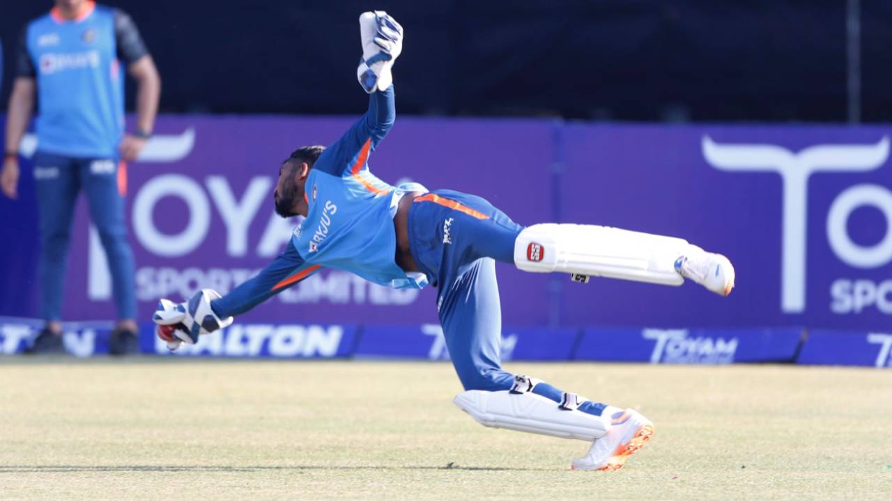 IND vs BAN Test Match: టెస్ట్ సిరీస్‌నైనా నెగ్గాలే.. ప్రాక్టీస్‌లో టీమిండియా ఆటగాళ్లు.. (ఫొటో గ్యాలరీ)