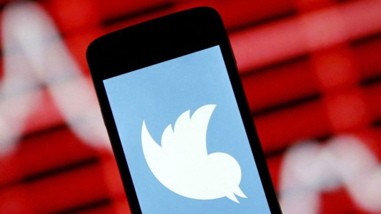 Twitter Accounts _ Twitter to remove accounts promoting other social media platforms