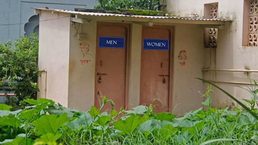 Headmistress makes students clean school toilets in Perundurai