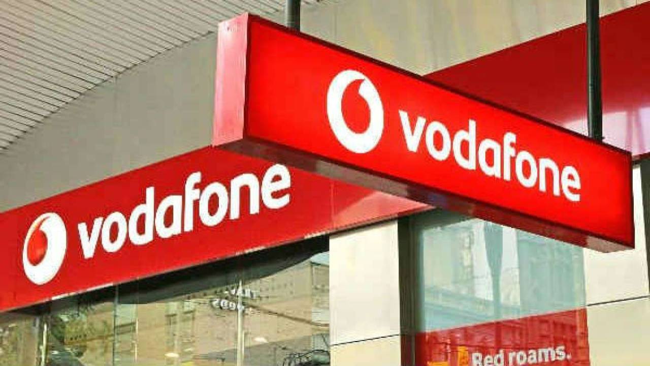 Vodafone Prepaid Plans : వోడాఫోన్ కొత్త ప్రీపెయిడ్ ప్లాన్లు ఇవే.. అన్లిమిటెడ్ కాలింగ్.. రోజువారీ డేటా 2GBపైనే పొందొచ్చు.. ఇప్పుడే రీఛార్జ్ చేసుకోండి! Vodafone Prepaid Plans : వోడాఫోన్ కొత్త ప్రీపెయిడ్ ప్లాన్లు ఇవే.. అన్లిమిటెడ్ కాలింగ్.. రోజువారీ డేటా 2GBపైనే పొందొచ్చు.. ఇప్పుడే రీఛార్జ్ చేసుకోండి!