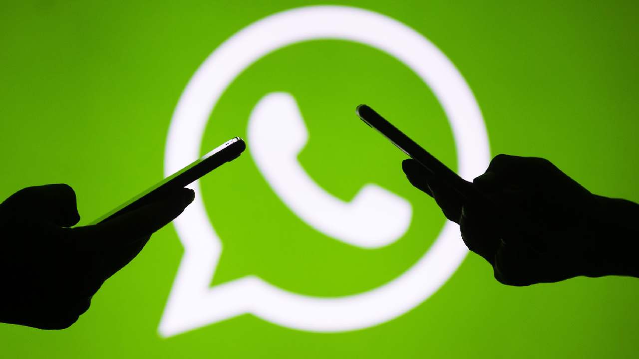 WhatsApp: శాంసంగ్తోపాటు ఈ మోడల్ ఫోన్లలో జనవరి 1 నుంచి వాట్సాప్ సేవలు బంద్ WhatsApp: శాంసంగ్తోపాటు ఈ మోడల్ ఫోన్లలో జనవరి 1 నుంచి వాట్సాప్ సేవలు బంద్