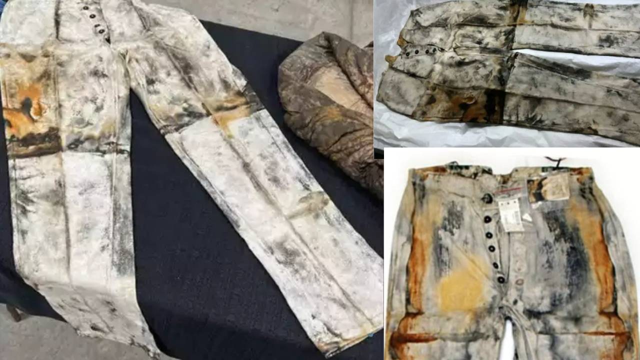 ‘World Oldest Jeans’: 165 ఏళ్లనాటి జీన్స్ ప్యాంట్..! ధర అక్షరాలా Rs.94 లక్షలు..!! ‘World Oldest Jeans’: 165 ఏళ్లనాటి జీన్స్ ప్యాంట్..! ధర అక్షరాలా Rs.94 లక్షలు..!!