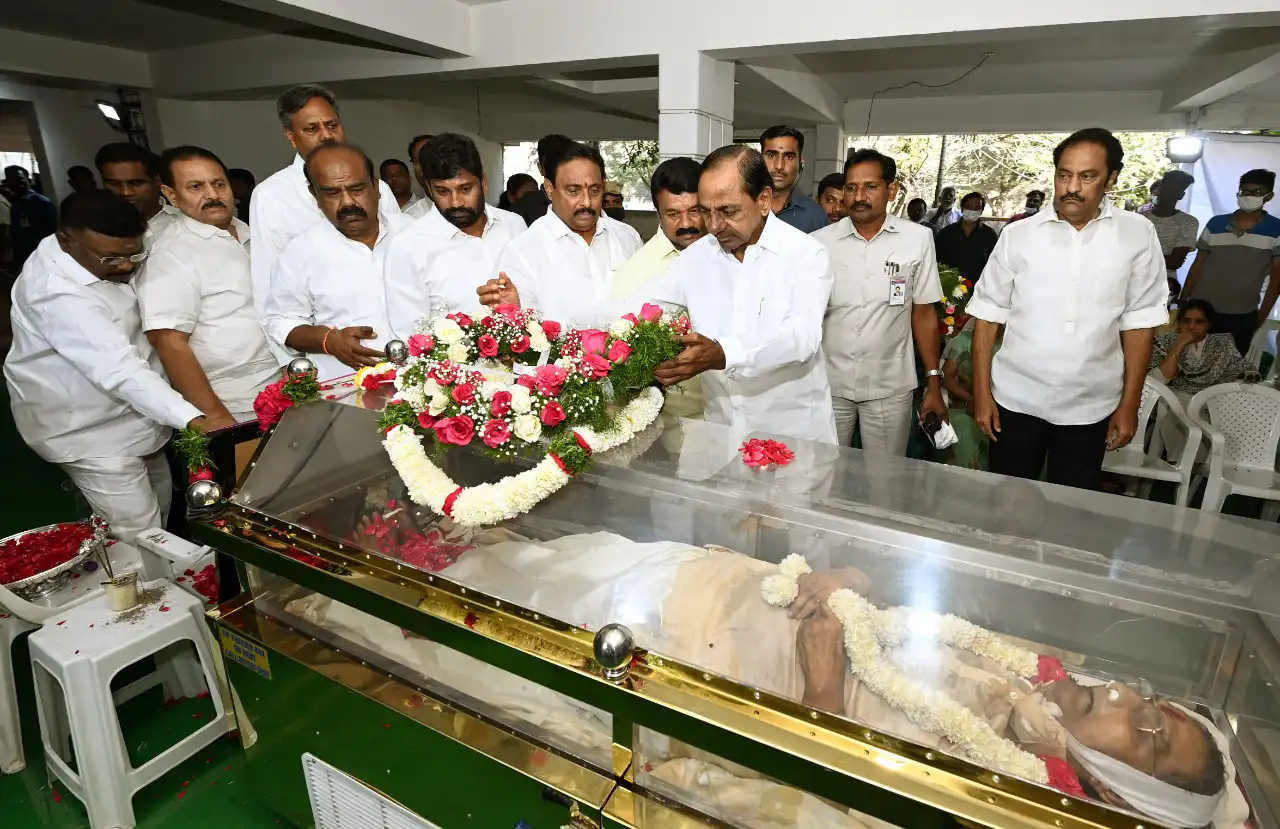 celebrities paying tributes to kaikala satyanarayana