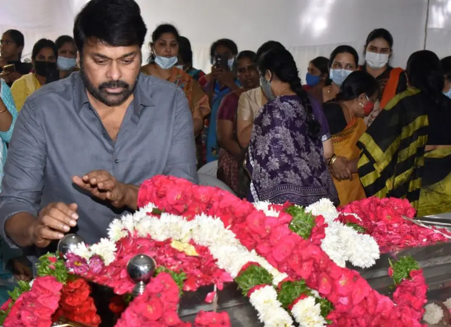 celebrities paying tributes to kaikala satyanarayana