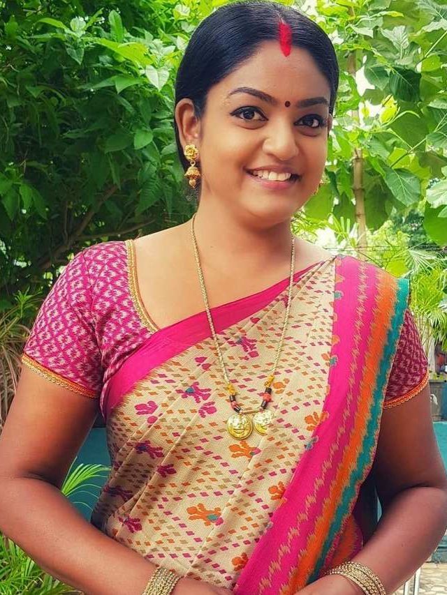 >సీరియల్ హీరోయిన్స్ రెమ్యునరేషన్.. తగ్గేదే లే!