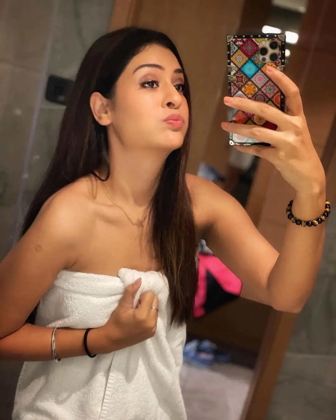 Payal Rajput share her Intense pics from Bathroom 