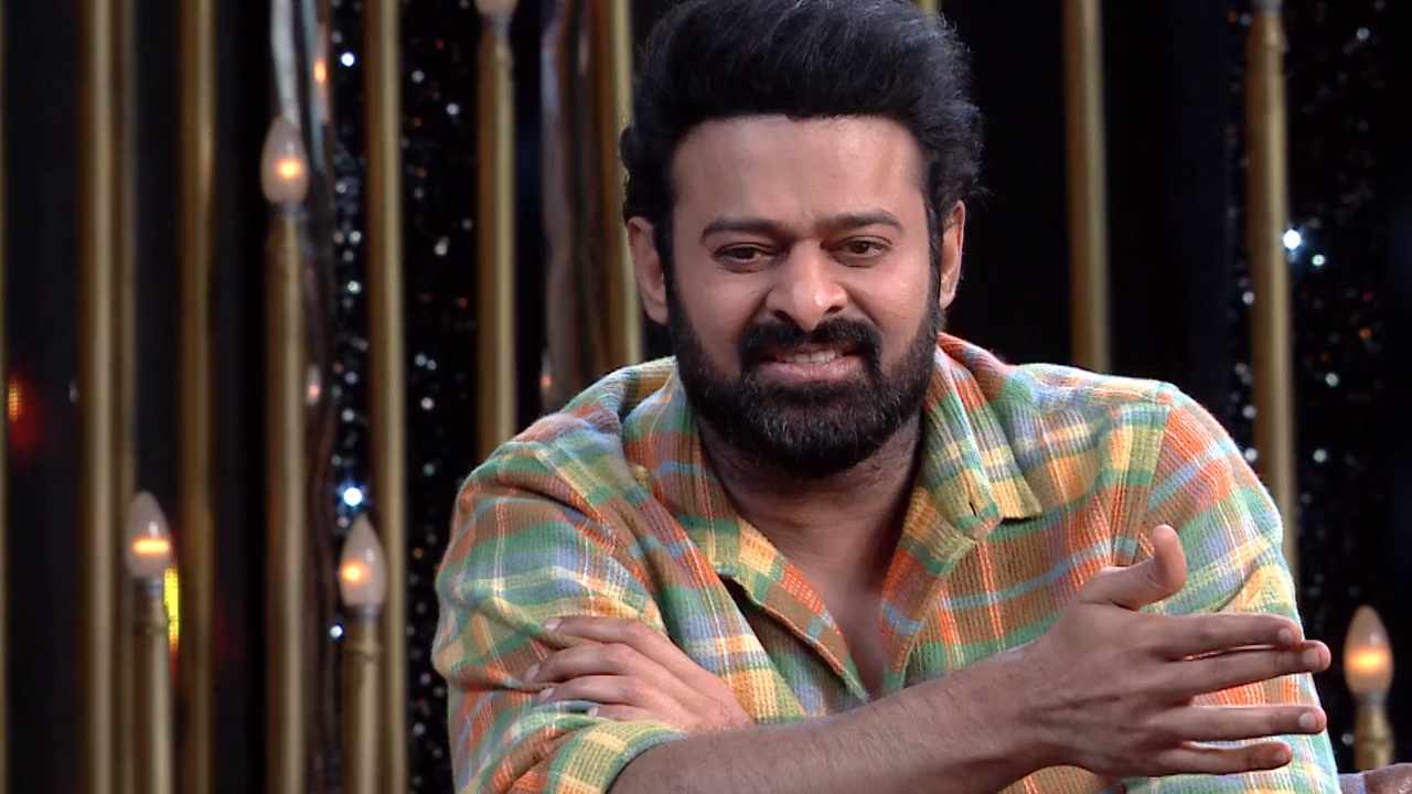 Prabhas : రాజమౌళి వల్ల డైరెక్టర్స్ అందరూ నన్ను తిడతారు.. విశ్వనాథ్ గారు కూడా తిట్టారు.. Prabhas : రాజమౌళి వల్ల డైరెక్టర్స్ అందరూ నన్ను తిడతారు.. విశ్వనాథ్ గారు కూడా తిట్టారు..