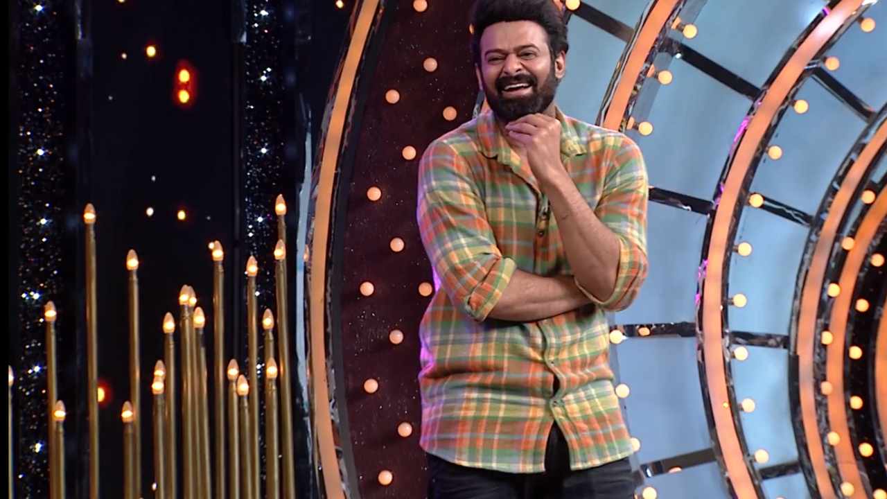 Prabhas Shoe Size : ప్రభాస్ సైజ్ బట్టలు, షూస్ బయట దొరకవంట.. ప్రభాస్ షూ సైజ్ తెలిస్తే ఆశ్చర్యపోతారు.. Prabhas Shoe Size : ప్రభాస్ సైజ్ బట్టలు, షూస్ బయట దొరకవంట.. ప్రభాస్ షూ సైజ్ తెలిస్తే ఆశ్చర్యపోతారు..