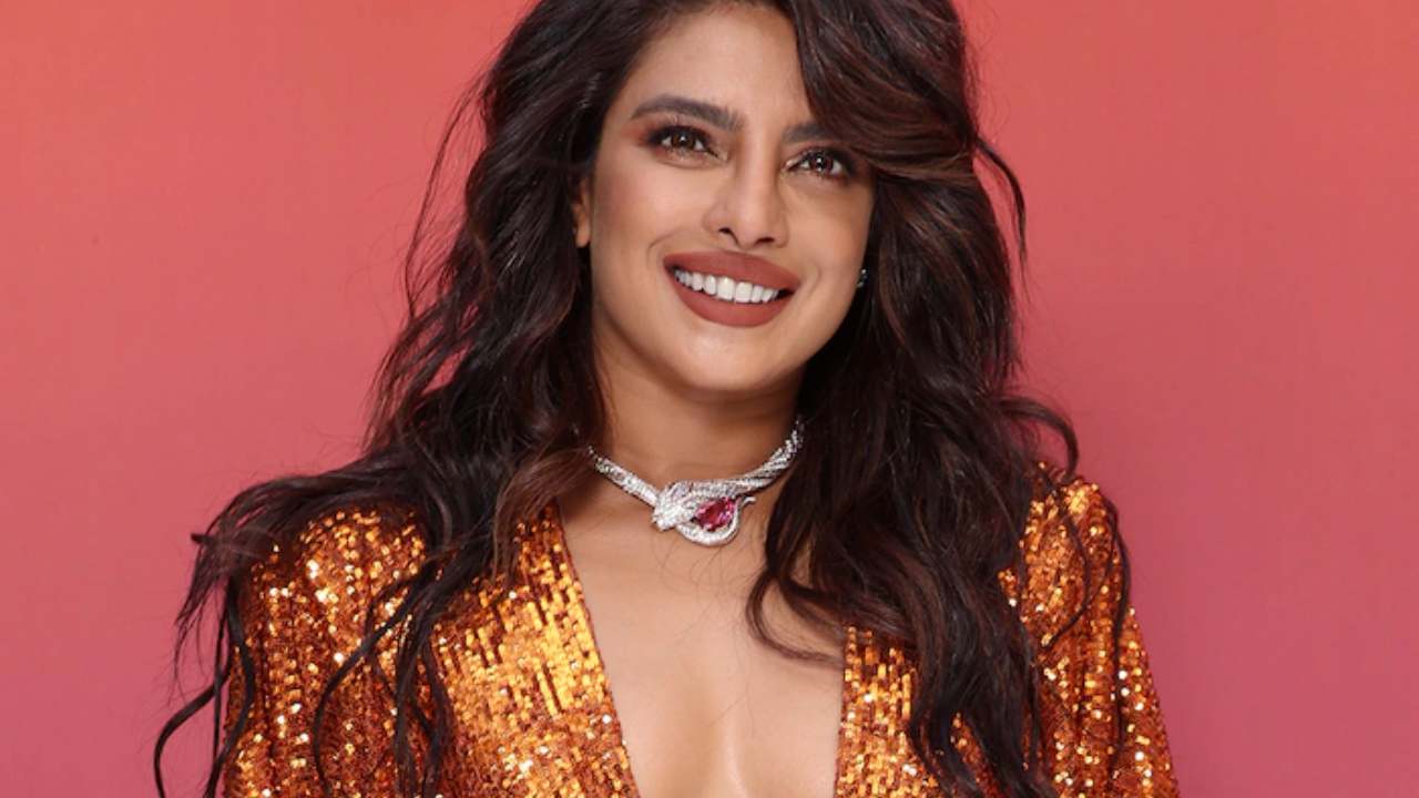 Priyanka Chopra : నన్ను నల్లపిల్లి అని వెక్కిరించేవాళ్ళు.. Priyanka Chopra : నన్ను నల్లపిల్లి అని వెక్కిరించేవాళ్ళు..