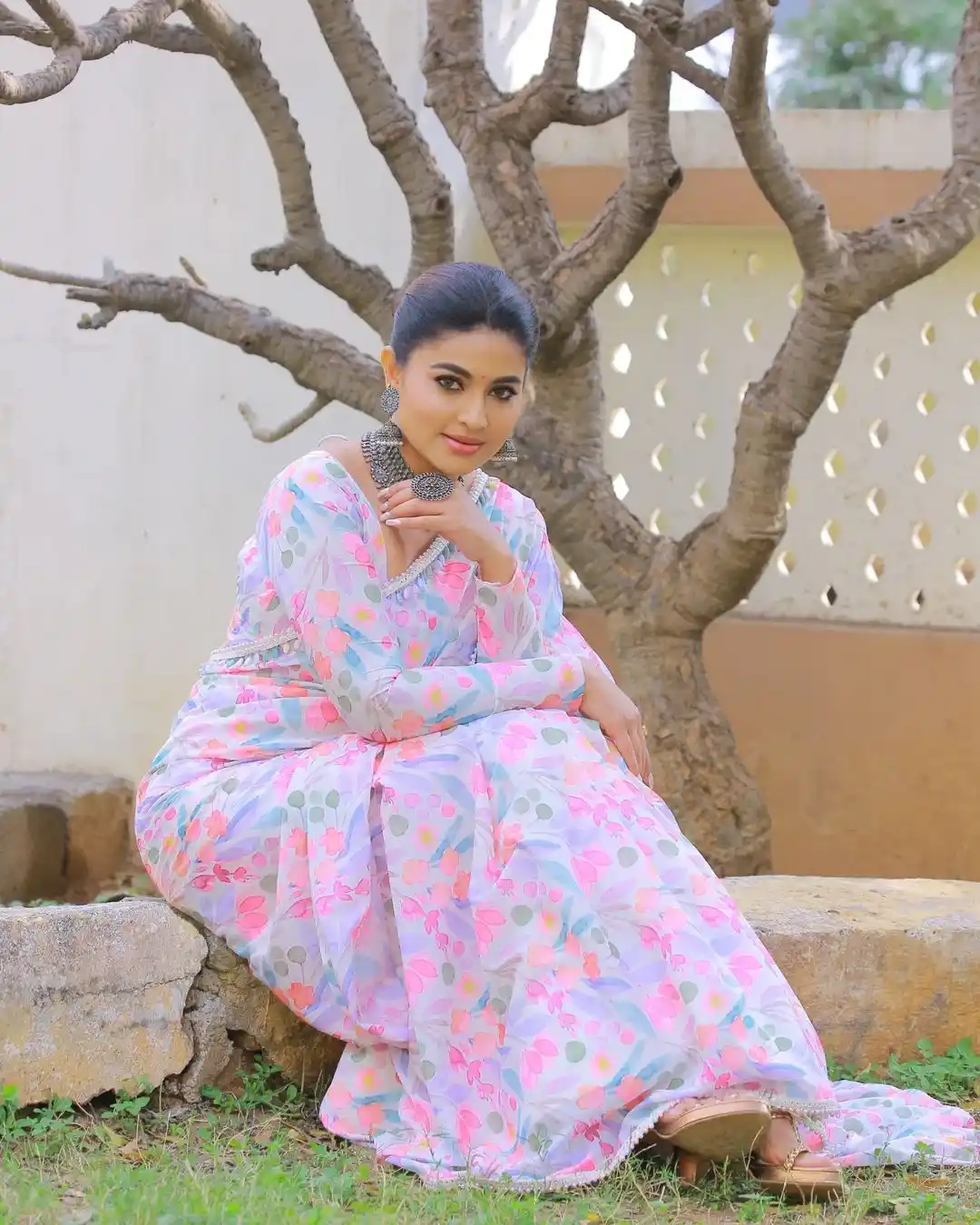 Actress Sneha Looks Gorgeous In Her Latest Pics
