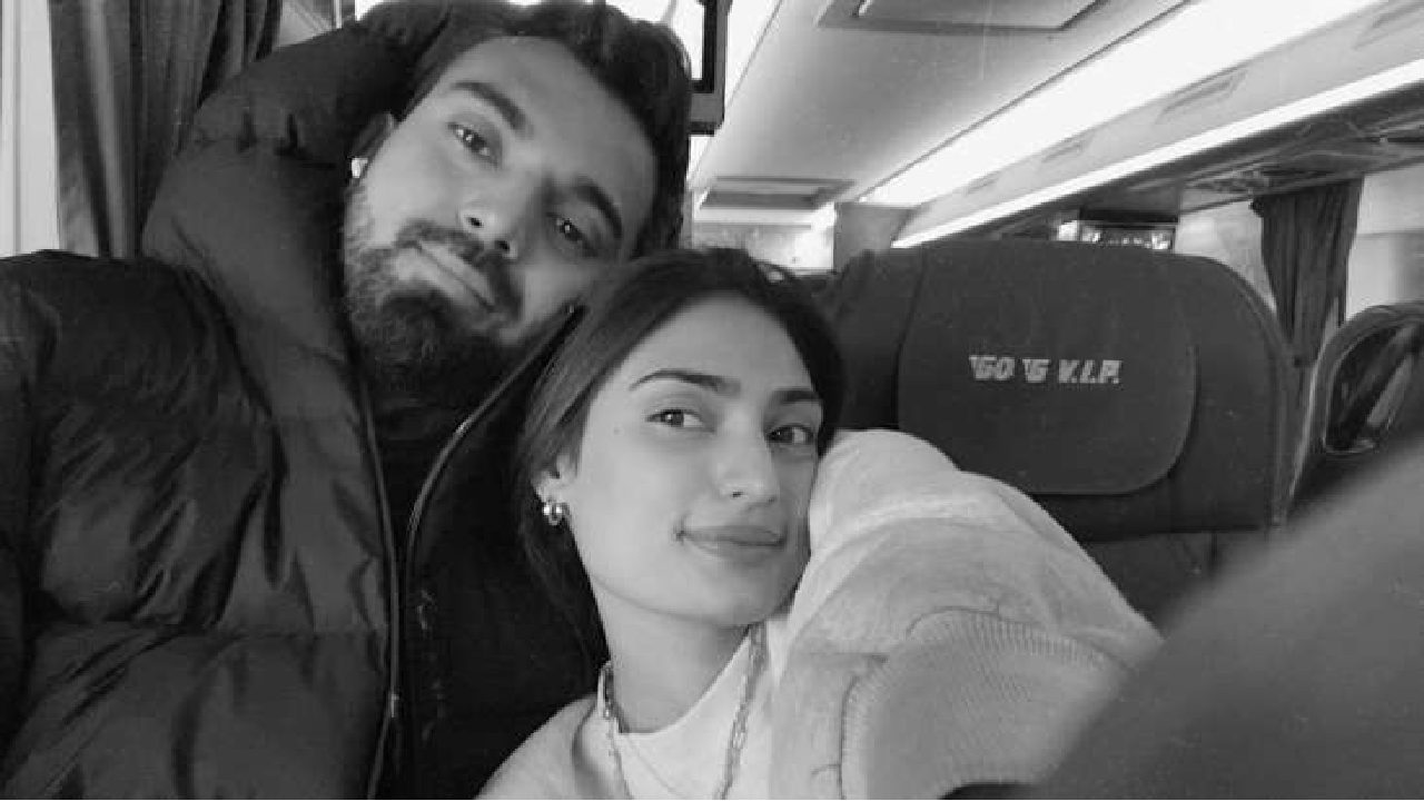 Athia Shetty-KL Rahul : అతియా శెట్టి, కేఎల్ రాహుల్ వివాహం.. అతిథులు ఎంతమంది, వాళ్లకి రూల్స్ ఏంటో తెలుసా? Athia Shetty-KL Rahul : అతియా శెట్టి, కేఎల్ రాహుల్ వివాహం.. అతిథులు ఎంతమంది, వాళ్లకి రూల్స్ ఏంటో తెలుసా?