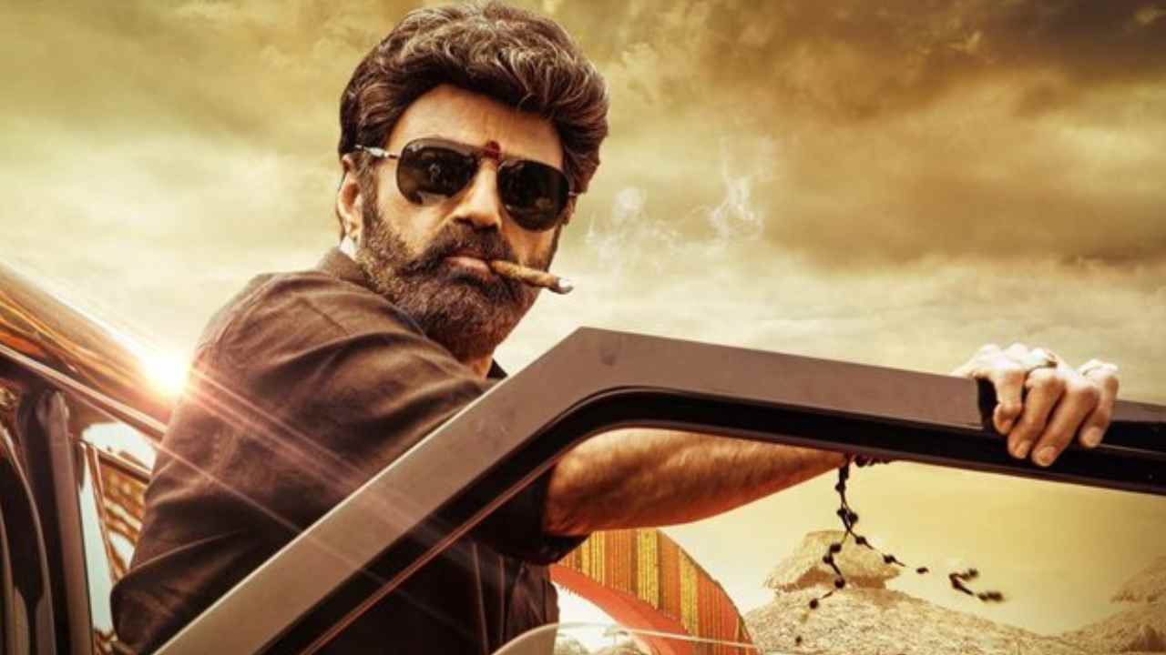 Balakrishna: బాక్సాఫీస్కు చుక్కలు చూపెడుతున్న బాలయ్య.. స్ట్రాటెజీ మామూలుగా లేదుగా! Balakrishna: బాక్సాఫీస్కు చుక్కలు చూపెడుతున్న బాలయ్య.. స్ట్రాటెజీ మామూలుగా లేదుగా!