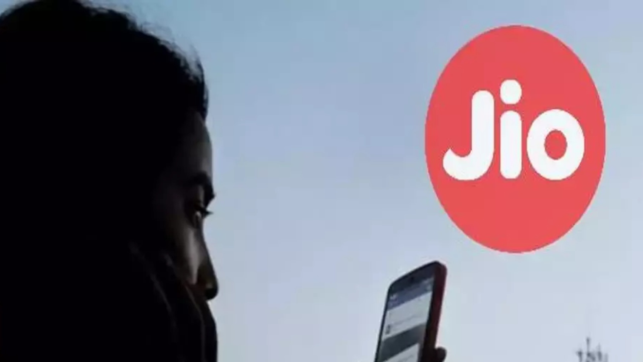 Best Jio plans in 2023 with unlimited calling, data up to 2.5GB, and many more benefits _ Full list