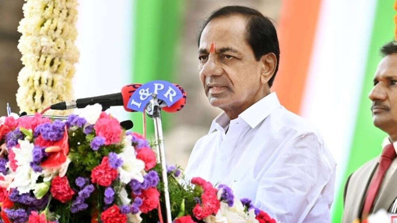 CM KCR: నేడు మహబూబాబాద్, కొత్తగూడెం జిల్లాలకు సీఎం కేసీఆర్.. షెడ్యూల్ ఇలా.. CM KCR: నేడు మహబూబాబాద్, కొత్తగూడెం జిల్లాలకు సీఎం కేసీఆర్.. షెడ్యూల్ ఇలా..