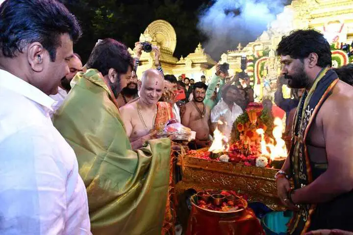 Chiranjeevi at Talasani Srivas Yadav Ayyappa Swami Padipooja