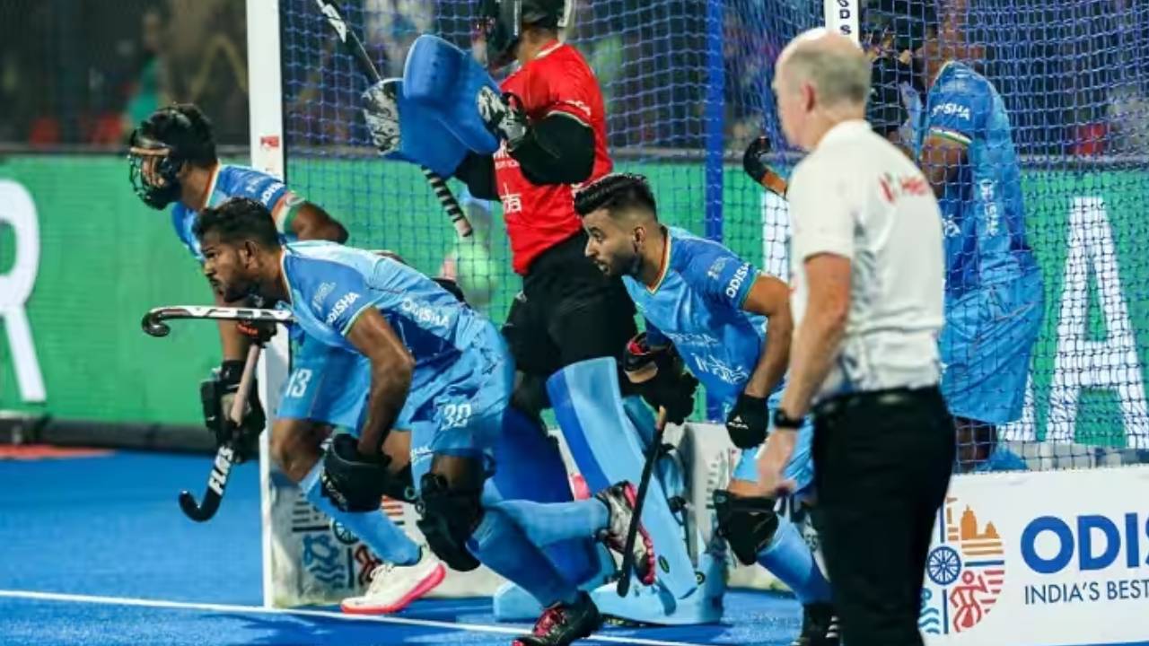 Hockey WC 2023: నాకౌట్కు వెళ్లాలంటే గెలవాల్సిందే.. నేడు న్యూజిలాండ్తో భారత్ కీలకపోరు Hockey WC 2023: నాకౌట్కు వెళ్లాలంటే గెలవాల్సిందే.. నేడు న్యూజిలాండ్తో భారత్ కీలకపోరు