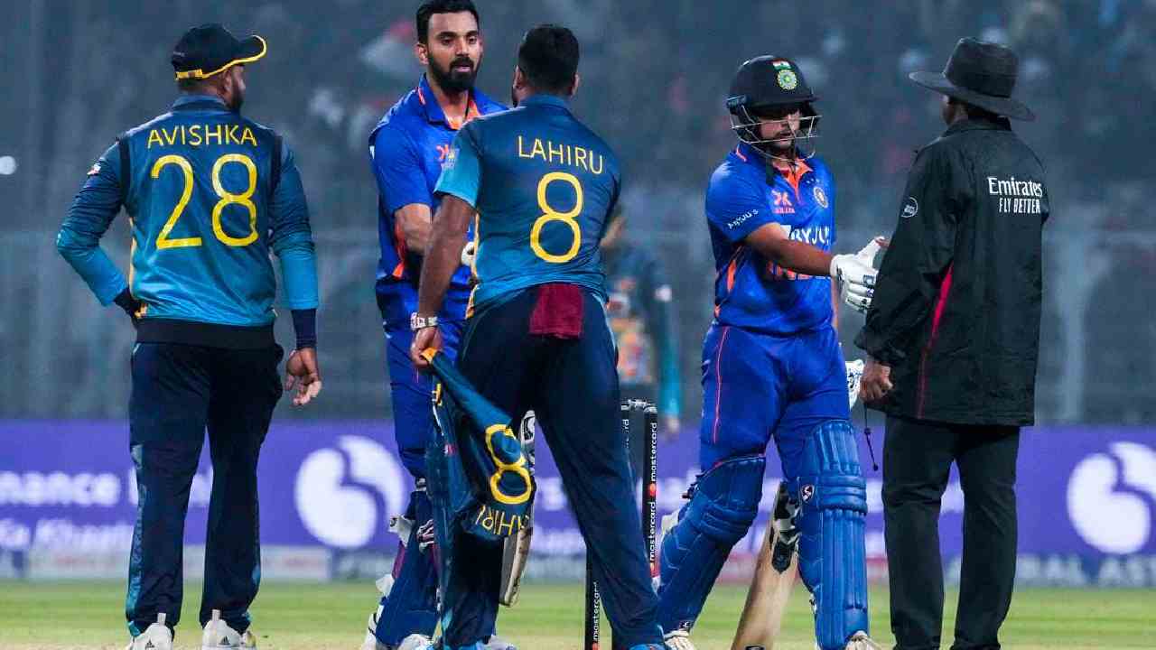 KL Rahul: శ్రీలంకపై భారత్ ఘన విజయం.. నాలుగు వికెట్ల తేడాతో గెలిచిన టీమిండియా.. సిరీస్ కైవసం KL Rahul: శ్రీలంకపై భారత్ ఘన విజయం.. నాలుగు వికెట్ల తేడాతో గెలిచిన టీమిండియా.. సిరీస్ కైవసం