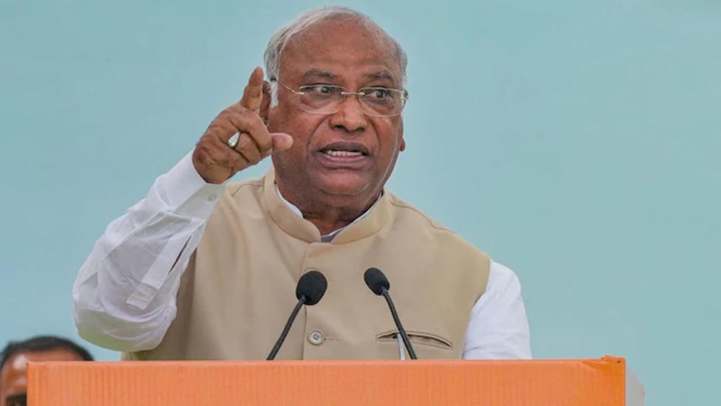 Congress chief Kharge wrote to Amit Shah on Rahul Gandhi's security lapse