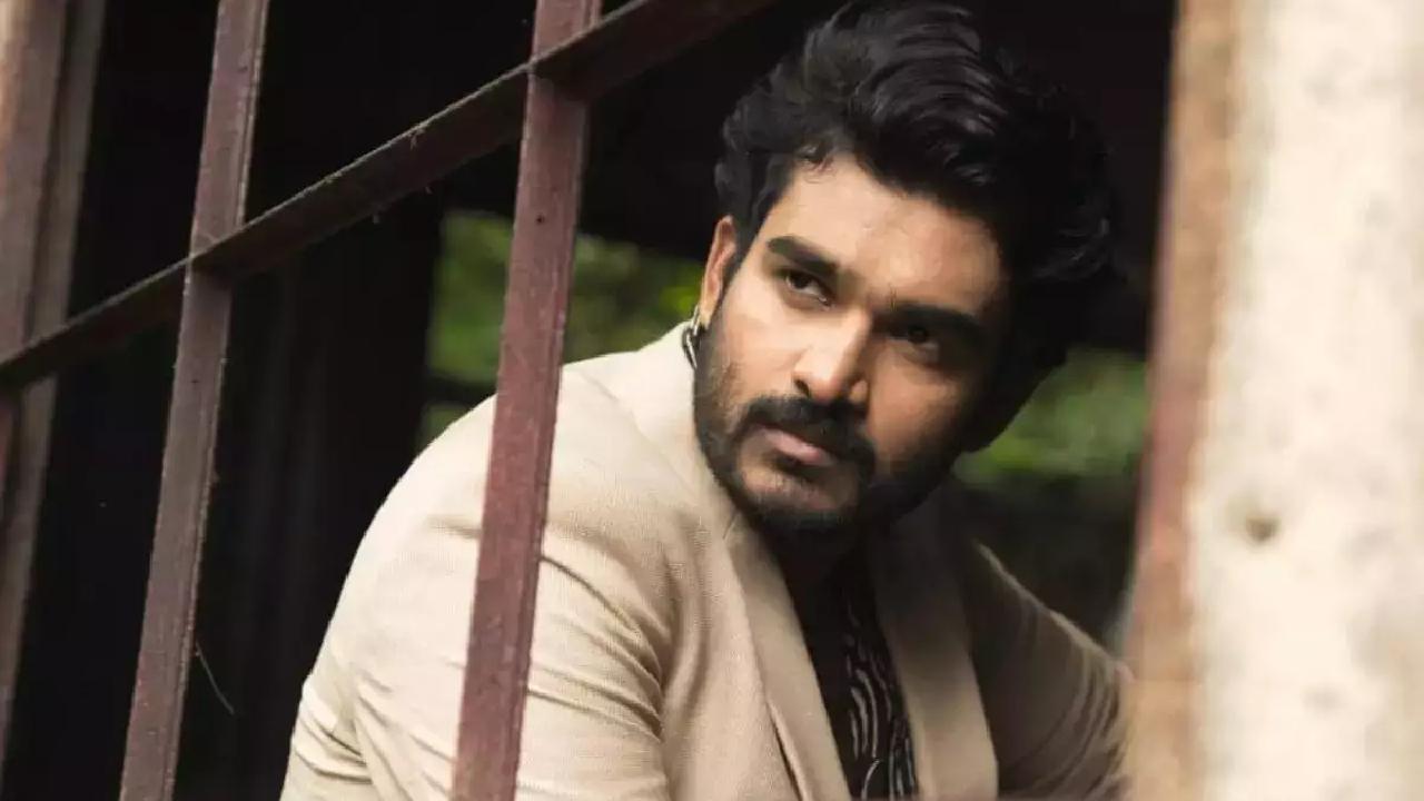 Kiran Abbavaram : నన్ను ఇండస్ట్రీ నుంచి పంపిచేద్దాం అనుకుంటున్నారు.. కిరణ్ అబ్బవరం! Kiran Abbavaram : నన్ను ఇండస్ట్రీ నుంచి పంపిచేద్దాం అనుకుంటున్నారు.. కిరణ్ అబ్బవరం!