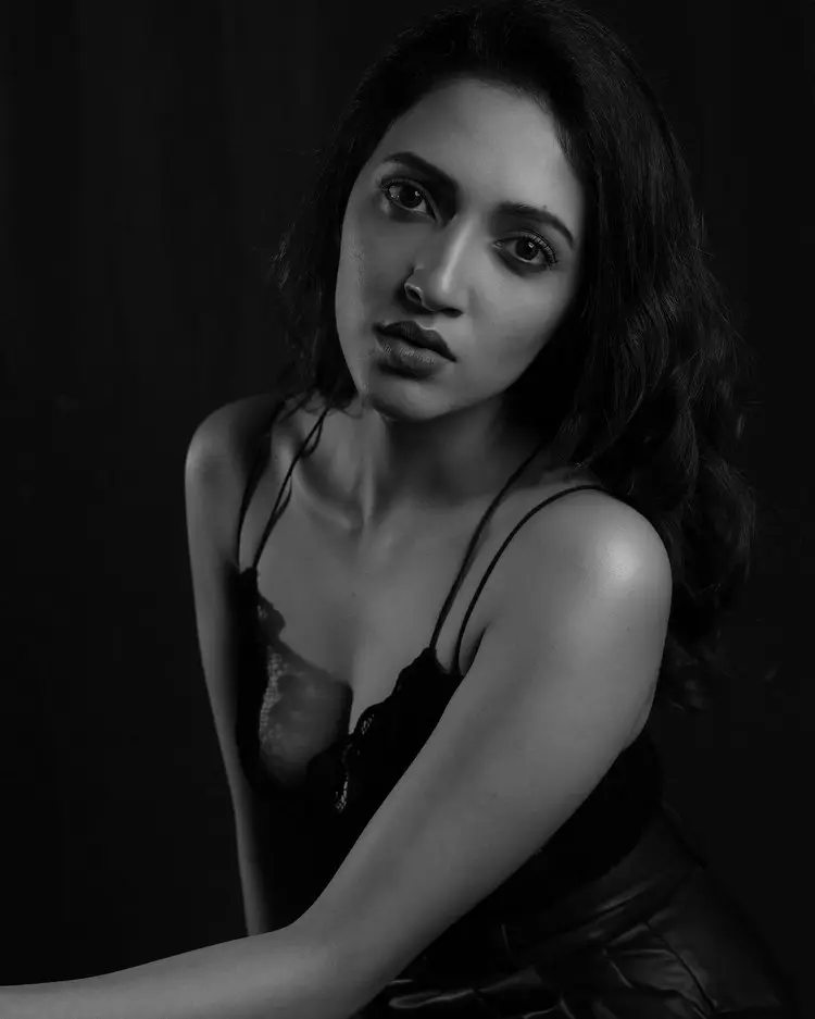 Neha Shetty Stunning Pics In Dark Mode