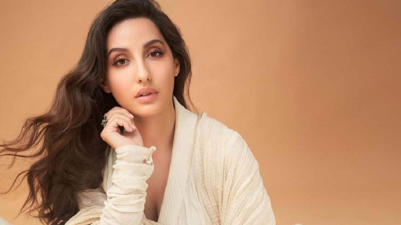 Nora Fatehi: గల్ఫ్రెండుగా ఉంటే ఖరీదైన ఇల్లు ఇస్తానన్నాడు.. సుకేష్ చంద్రశేఖర్పై నోరా ఫతేహి ఆరోపణ Nora Fatehi: గల్ఫ్రెండుగా ఉంటే ఖరీదైన ఇల్లు ఇస్తానన్నాడు.. సుకేష్ చంద్రశేఖర్పై నోరా ఫతేహి ఆరోపణ