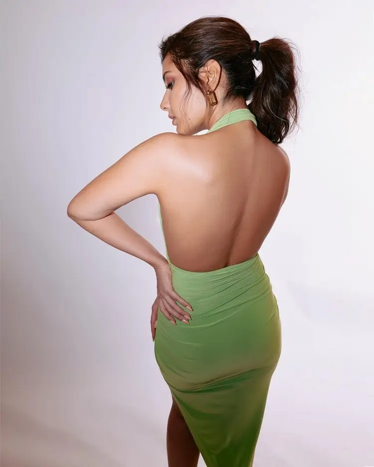 Raashi Khanna Steals Hearts In Green Tight Fit Dress