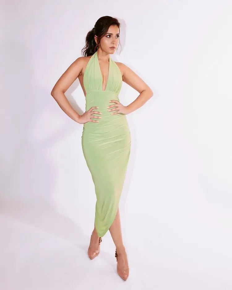 Raashi Khanna Steals Hearts In Green Tight Fit Dress