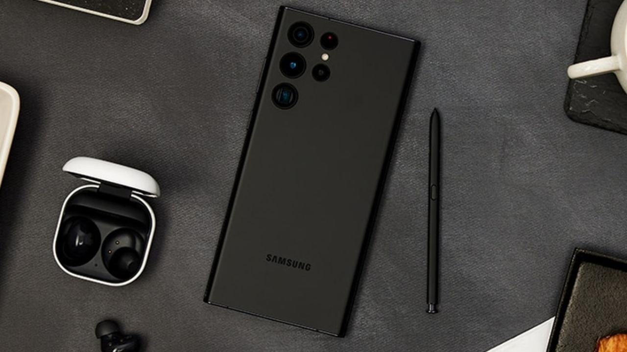 Samsung Galaxy S23 Series : ఫిబ్రవరి 1న శాంసంగ్ గెలాక్సీ S23 సిరీస్ వచ్చేస్తోంది.. లాంచ్కు ముందే ఫీచర్లు లీక్.. ధర ఎంత ఉండొచ్చుంటే? Samsung Galaxy S23 Series : ఫిబ్రవరి 1న శాంసంగ్ గెలాక్సీ S23 సిరీస్ వచ్చేస్తోంది.. లాంచ్కు ముందే ఫీచర్లు లీక్.. ధర ఎంత ఉండొచ్చుంటే?