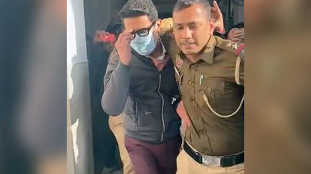Woman Peed On Her Own Seat, Arrested Man Tells Delhi Court