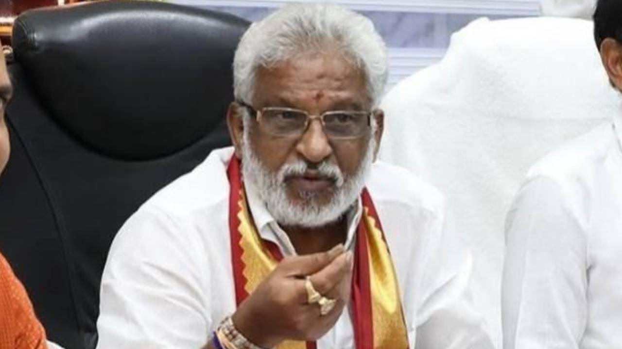 Tirumala: తిరుమలలో డ్రోన్ దృశ్యాలపై స్పందించిన టీటీడీ ఛైర్మన్ సుబ్బారెడ్డి.. ఏమన్నారంటే? Tirumala: తిరుమలలో డ్రోన్ దృశ్యాలపై స్పందించిన టీటీడీ ఛైర్మన్ సుబ్బారెడ్డి.. ఏమన్నారంటే?