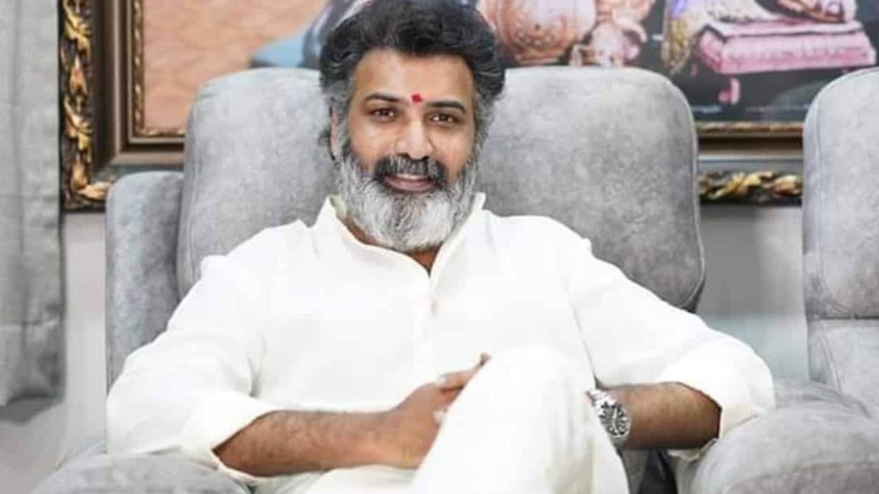 Taraka Ratna: తారకరత్న హెల్త్ అప్డేట్.. వెంటిలేటర్పైనే కొనసాగుతున్న వైద్యం Taraka Ratna: తారకరత్న హెల్త్ అప్డేట్.. వెంటిలేటర్పైనే కొనసాగుతున్న వైద్యం