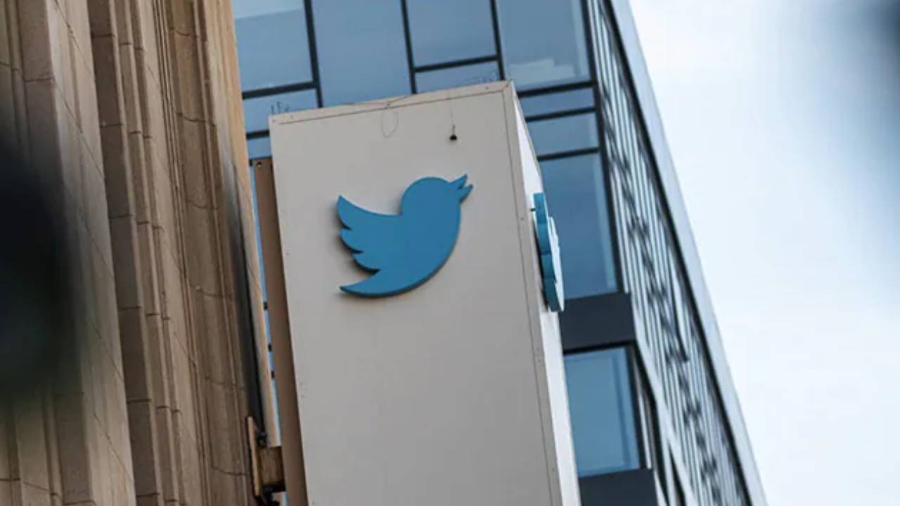 Twitter Eemployees: ట్విటర్ ఉద్యోగులకు మరో బ్యాడ్ న్యూస్.. మరికొందరిపై వేటుకు రంగంసిద్ధం.. Twitter Eemployees: ట్విటర్ ఉద్యోగులకు మరో బ్యాడ్ న్యూస్.. మరికొందరిపై వేటుకు రంగంసిద్ధం..
