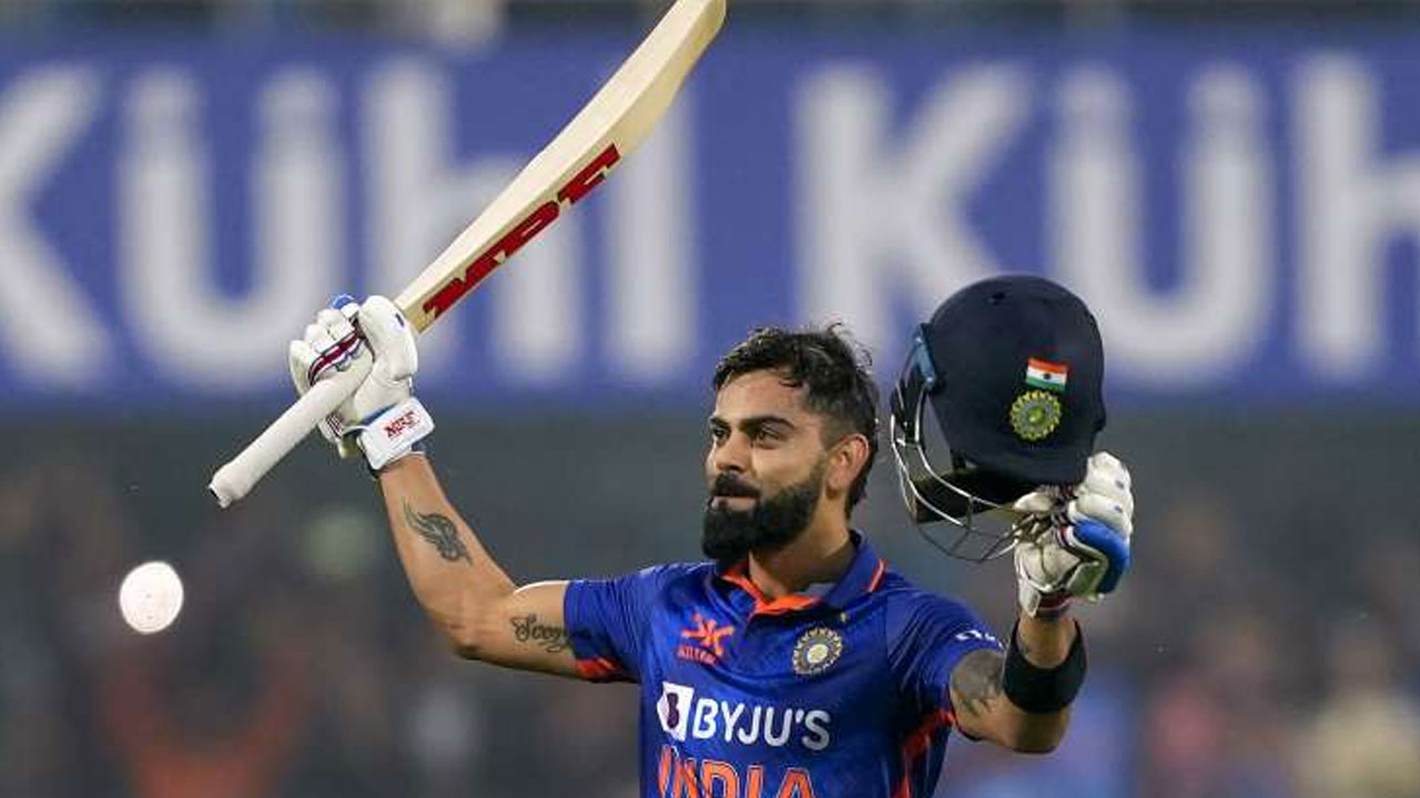 India vs Srilanka: కోహ్లీ సెంచరీ.. గెలిస్తే క్లీన్ స్వీప్ India vs Srilanka: కోహ్లీ సెంచరీ.. గెలిస్తే క్లీన్ స్వీప్