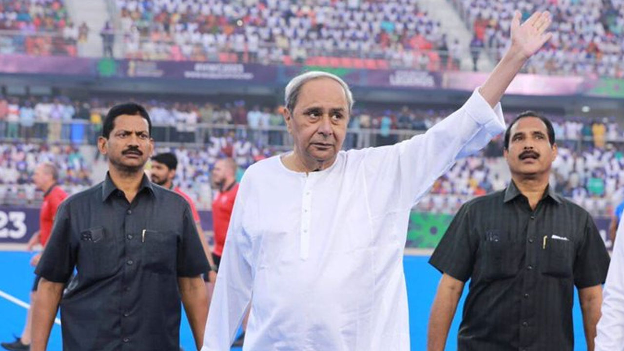 Odisha: అసెంబ్లీ ఎన్నికలకు ముందు ఒడిశా సీఎం సంచలన నిర్ణయం.. 22 కులాలను SEBC జాబితాలోకి Odisha: అసెంబ్లీ ఎన్నికలకు ముందు ఒడిశా సీఎం సంచలన నిర్ణయం.. 22 కులాలను SEBC జాబితాలోకి