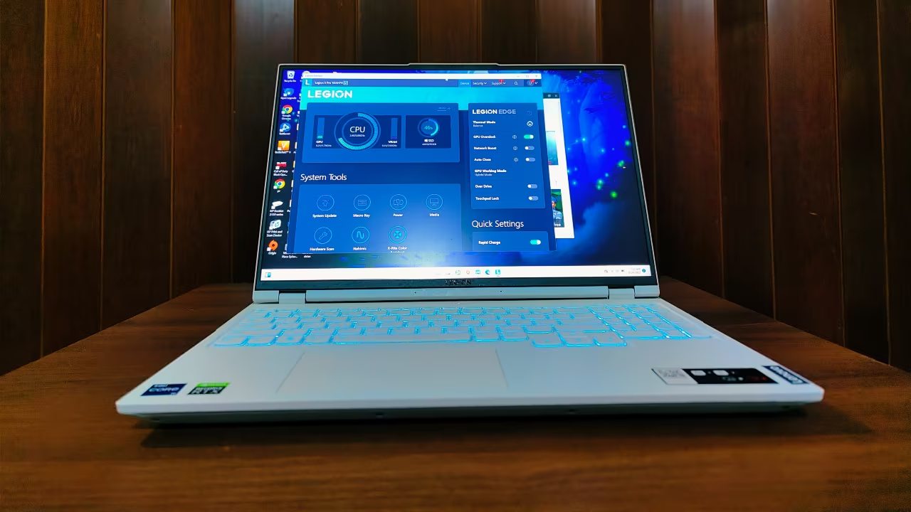 Vijay Sales Mega Republic Day Sale _ Check out best deals on mobile phones, laptops, accessories