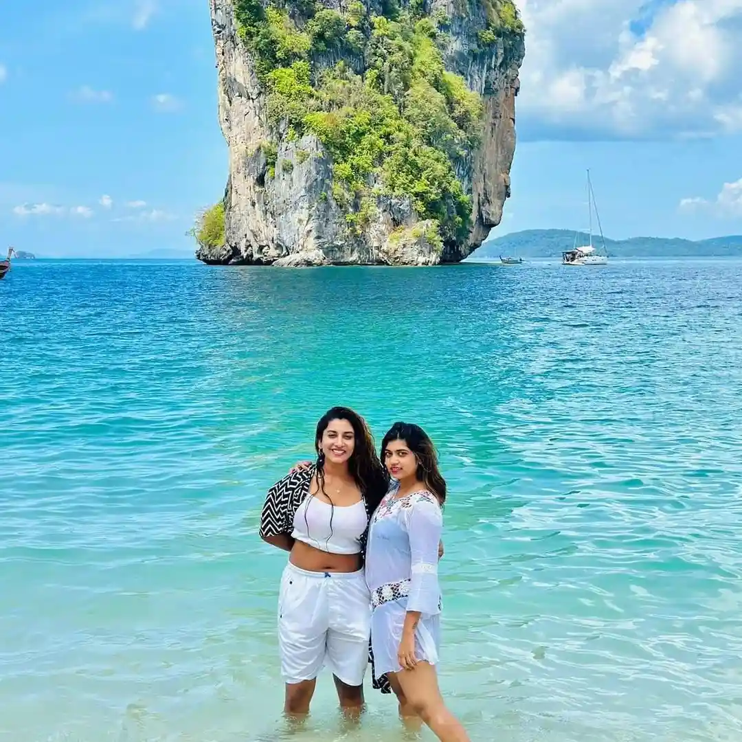 Vishnupriya enjoying her vacation in Thailand