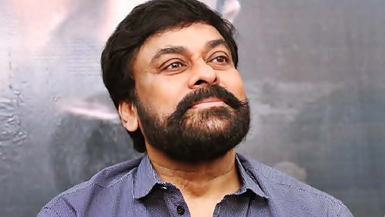 chiranjeevi : ఇతర భాష ఆర్టిస్ట్లకు మనం లోకువ అయిపోయాం.. రెమ్యునరేషన్ ఎక్కువ డిమాండ్ చేస్తున్నారు.. చిరంజీవి! chiranjeevi : ఇతర భాష ఆర్టిస్ట్లకు మనం లోకువ అయిపోయాం.. రెమ్యునరేషన్ ఎక్కువ డిమాండ్ చేస్తున్నారు.. చిరంజీవి!