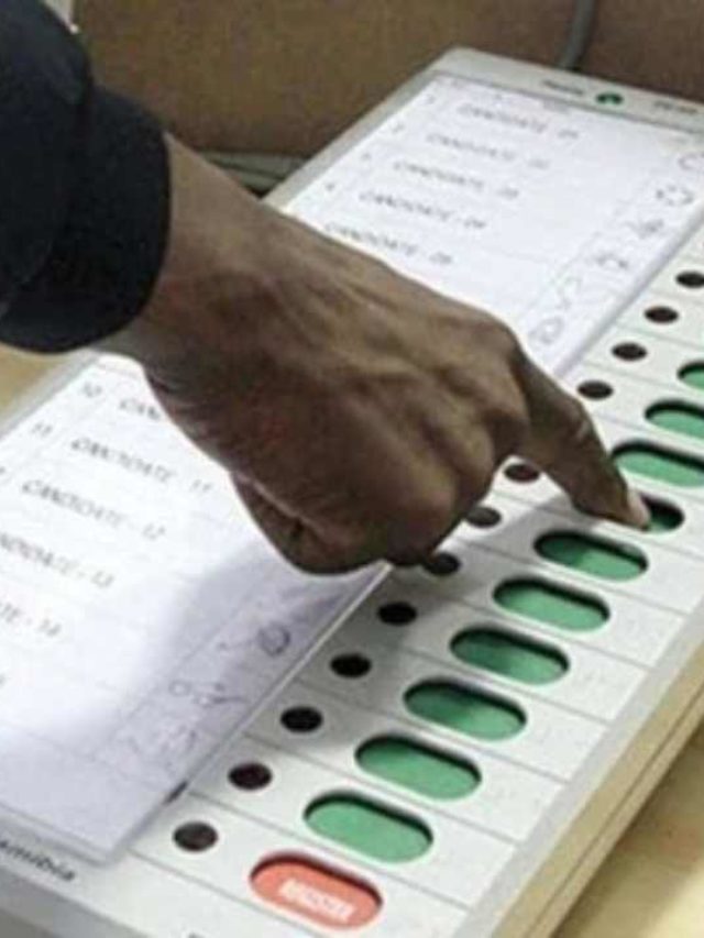 >మూడు రాష్ట్రాలకు మోగిన ఎన్నికల నగారా