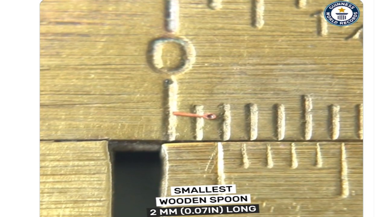 World’s smallest spoon: ప్రపంచంలోనే అతి చిన్న చెంచా ఇది.. వీడియో World’s smallest spoon: ప్రపంచంలోనే అతి చిన్న చెంచా ఇది.. వీడియో