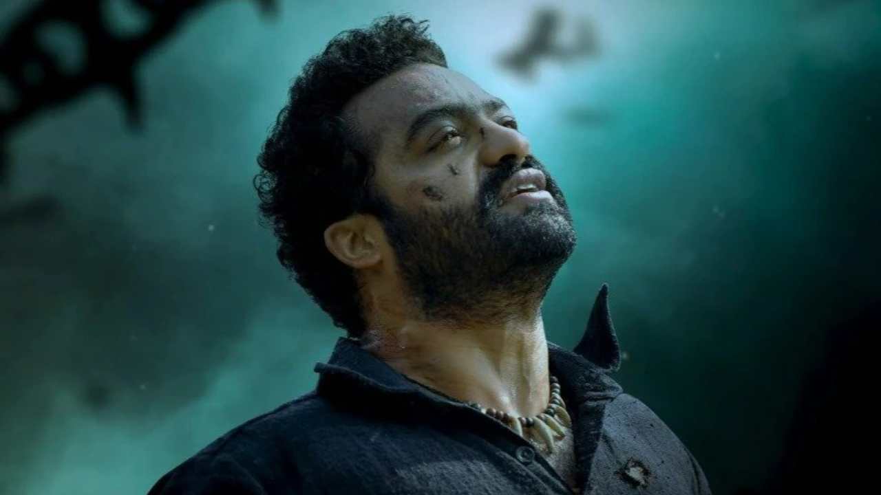 NTR for Oscars : ట్రెండింగ్లో ఎన్టీఆర్ ఫర్ ఆస్కార్స్.. ఈ టాప్ 10 కన్సిడర్ చేయండి ఆస్కార్ అంటూ హాలీవుడ్ మీడియా.. NTR for Oscars : ట్రెండింగ్లో ఎన్టీఆర్ ఫర్ ఆస్కార్స్.. ఈ టాప్ 10 కన్సిడర్ చేయండి ఆస్కార్ అంటూ హాలీవుడ్ మీడియా..