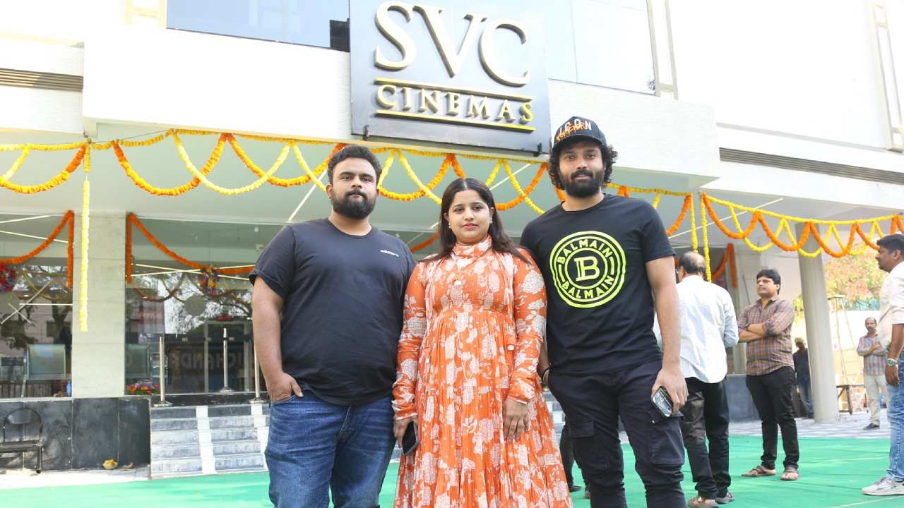 Dil Raju : సొంత థియేటర్ని ప్రారంభించిన దిల్రాజు.. SVC సినిమాస్.. Dil Raju : సొంత థియేటర్ని ప్రారంభించిన దిల్రాజు.. SVC సినిమాస్..