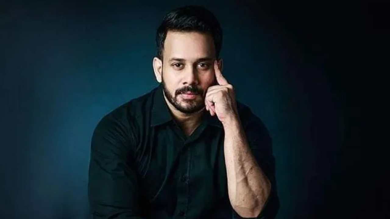 Bharath : అల్లు అర్జున్ గంగోత్రి సినిమాని రీమేక్ చేద్దామనుకున్నా.. కానీ.. Bharath : అల్లు అర్జున్ గంగోత్రి సినిమాని రీమేక్ చేద్దామనుకున్నా.. కానీ..