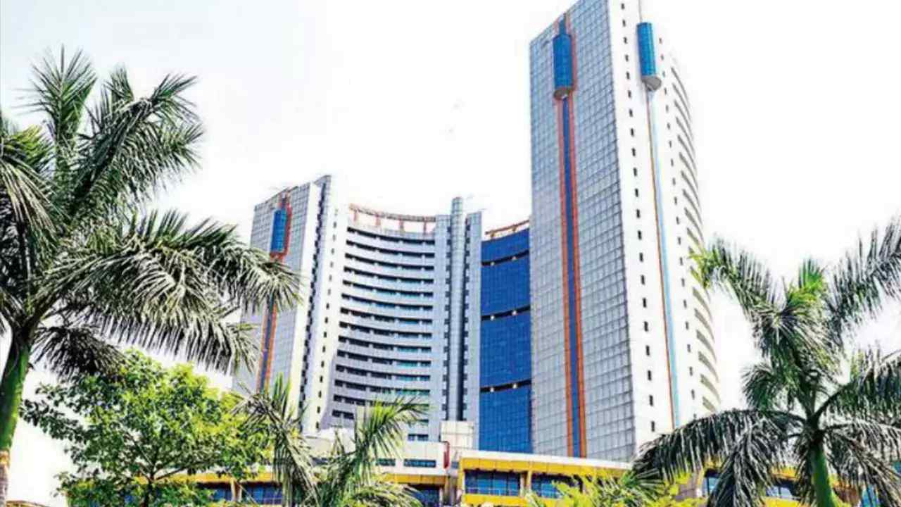 Delhi Mayor Election: ఢిల్లీ మేయర్ ఎన్నికకు లైన్ క్లియర్.. 22న నిర్వహించేందుకు ఎల్జీ అంగీకారం Delhi Mayor Election: ఢిల్లీ మేయర్ ఎన్నికకు లైన్ క్లియర్.. 22న నిర్వహించేందుకు ఎల్జీ అంగీకారం