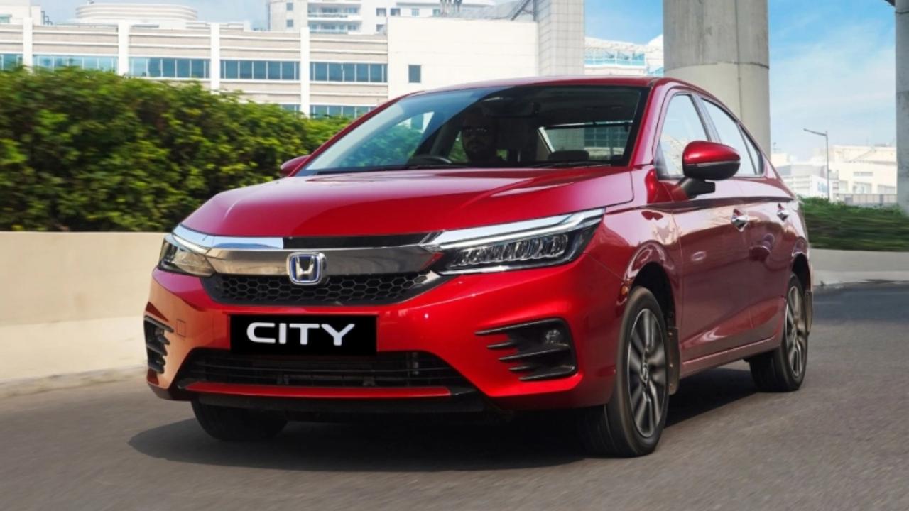 Honda City 2023 Bookings : కొత్త కారు కొంటున్నారా? హోండా సిటీ ఫేస్లిఫ్ట్ మోడల్ వచ్చేస్తోంది.. ఇప్పుడే బుకింగ్ చేసుకోండి..! Honda City 2023 Bookings : కొత్త కారు కొంటున్నారా? హోండా సిటీ ఫేస్లిఫ్ట్ మోడల్ వచ్చేస్తోంది.. ఇప్పుడే బుకింగ్ చేసుకోండి..!