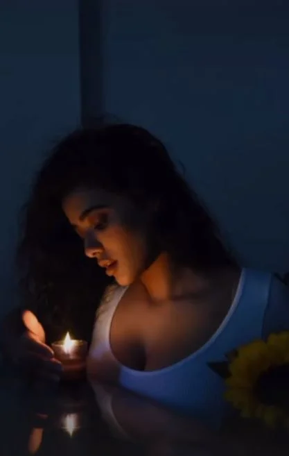 Ketika Sharma Latest Photoshoot with White top in Dark mode goes viral