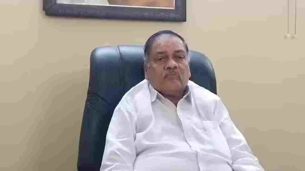 Mandali Buddha Prasad: ప్రకృతి వనరుల్ని వైసీపీ ప్రభుత్వం దోచేస్తోంది.. సీఎం జగన్ ఎక్కడికి వెళ్తే అక్కడ చెట్ల నరికివేత: మండలి బుద్ధ ప్రసాద్ Mandali Buddha Prasad: ప్రకృతి వనరుల్ని వైసీపీ ప్రభుత్వం దోచేస్తోంది.. సీఎం జగన్ ఎక్కడికి వెళ్తే అక్కడ చెట్ల నరికివేత: మండలి బుద్ధ ప్రసాద్