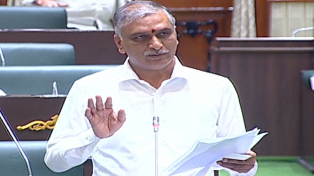 Minister Harish Rao : బస్తీ దవాఖానాల సేవలతో పెద్దాస్పత్రుల్లో గణనీయంగా తగ్గిన ఓపీ : మంత్రి హరీశ్ రావు Minister Harish Rao : బస్తీ దవాఖానాల సేవలతో పెద్దాస్పత్రుల్లో గణనీయంగా తగ్గిన ఓపీ : మంత్రి హరీశ్ రావు