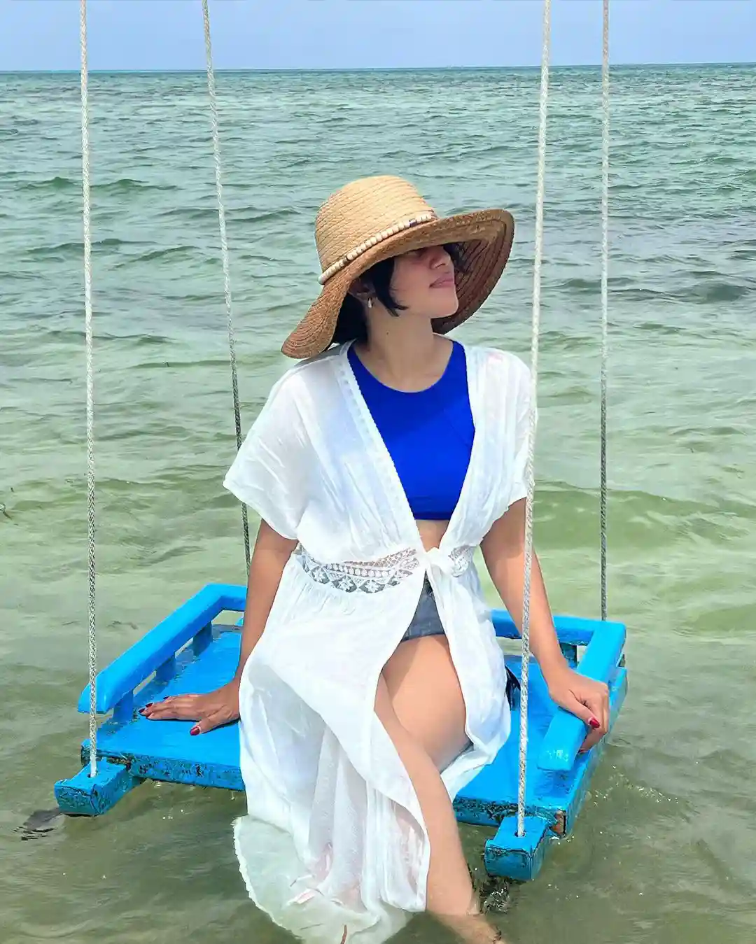 Mirnalini Ravi enjoying in Maldives