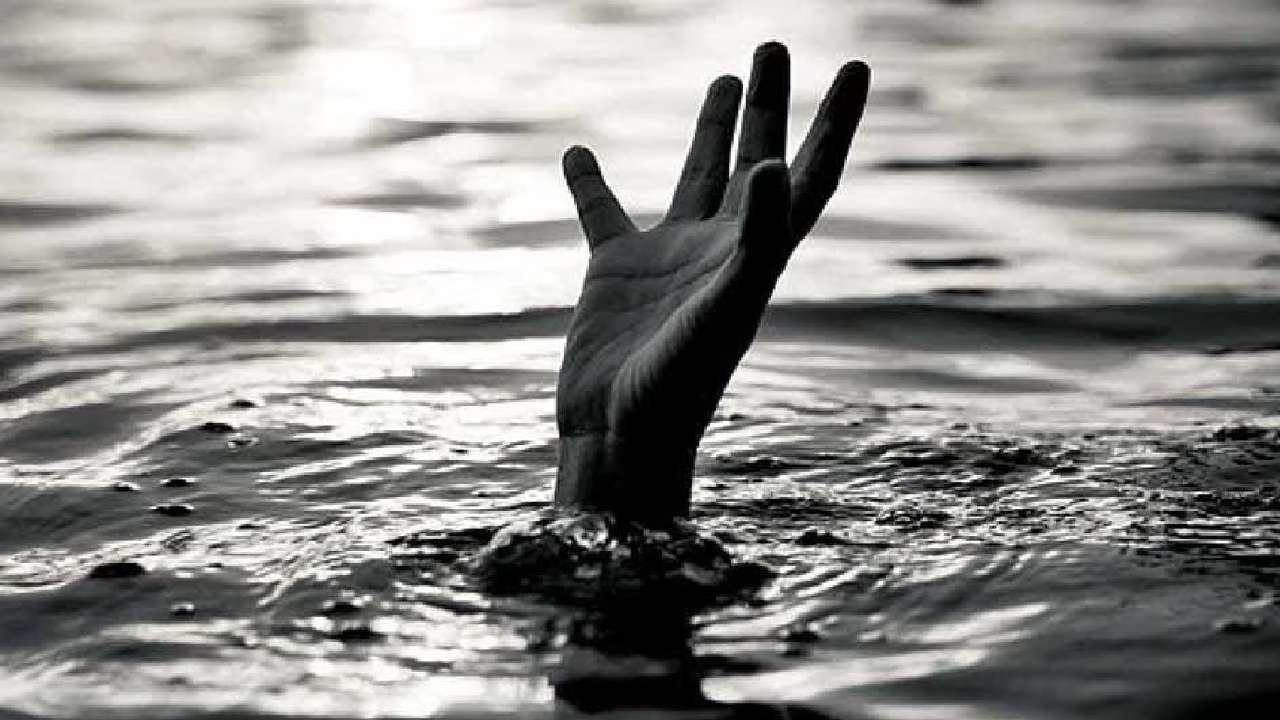 3 MBBS students Dies: నదిలో కొట్టుకుపోయి ముగ్గురు ఎంబీబీఎస్ విద్యార్థుల మృతి 3 MBBS students Dies: నదిలో కొట్టుకుపోయి ముగ్గురు ఎంబీబీఎస్ విద్యార్థుల మృతి